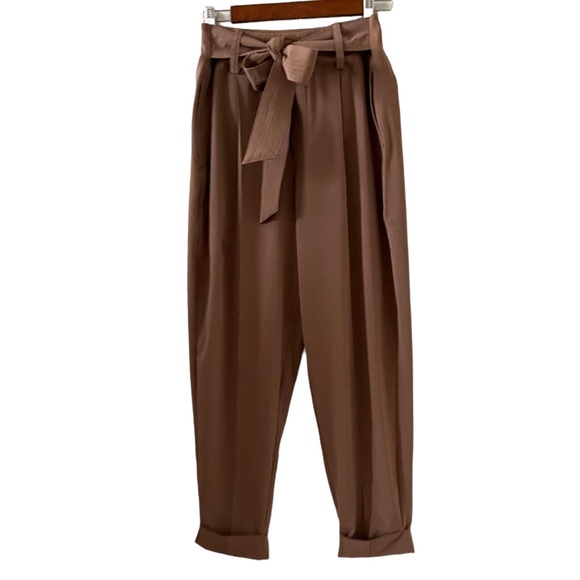 Athleta Cardiff High Rise Tie Waist Pant In Light Brown Size 8